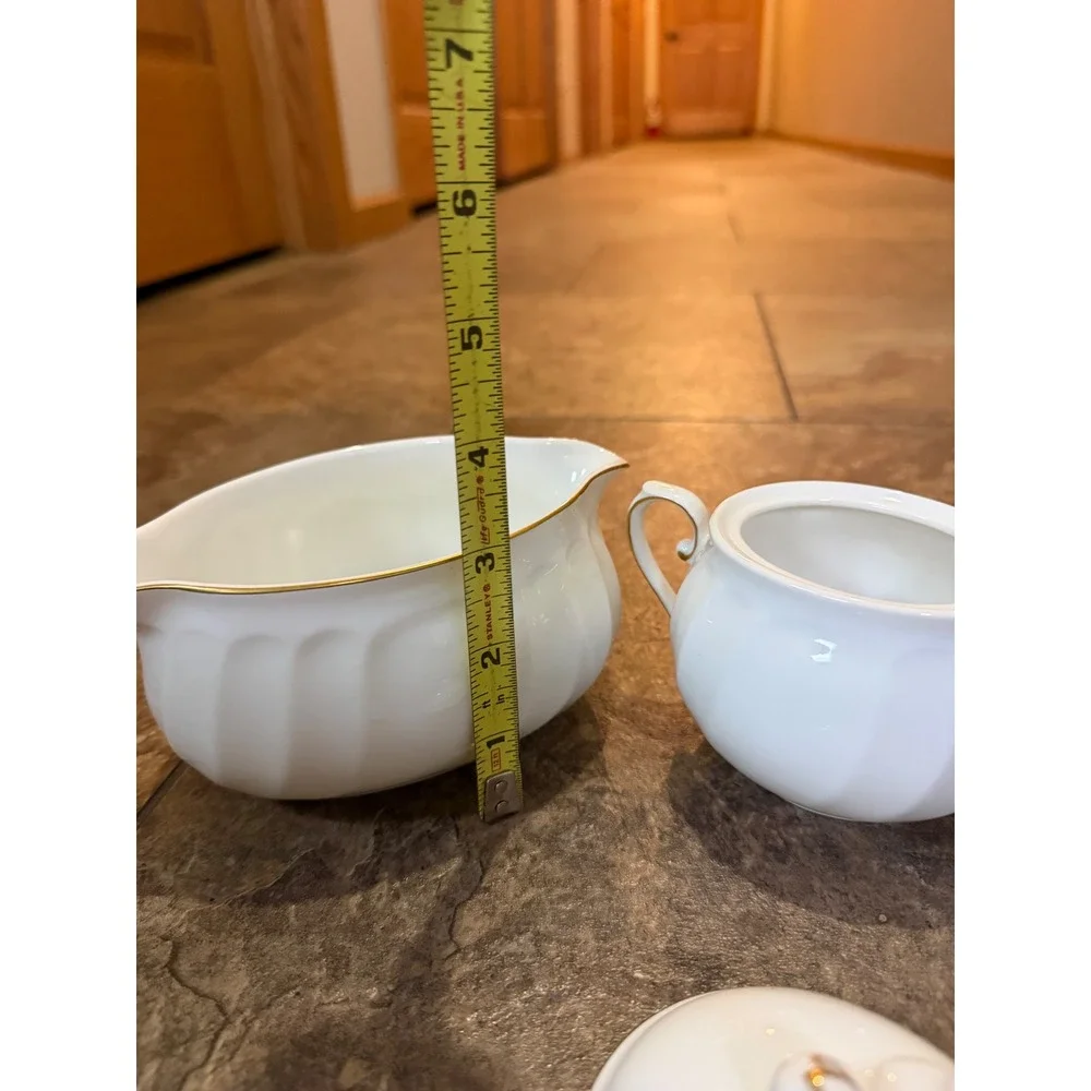 Mikasa Wedding Band L9709 Fine China Creamer and Lidded Sugar Bowl Set Japan